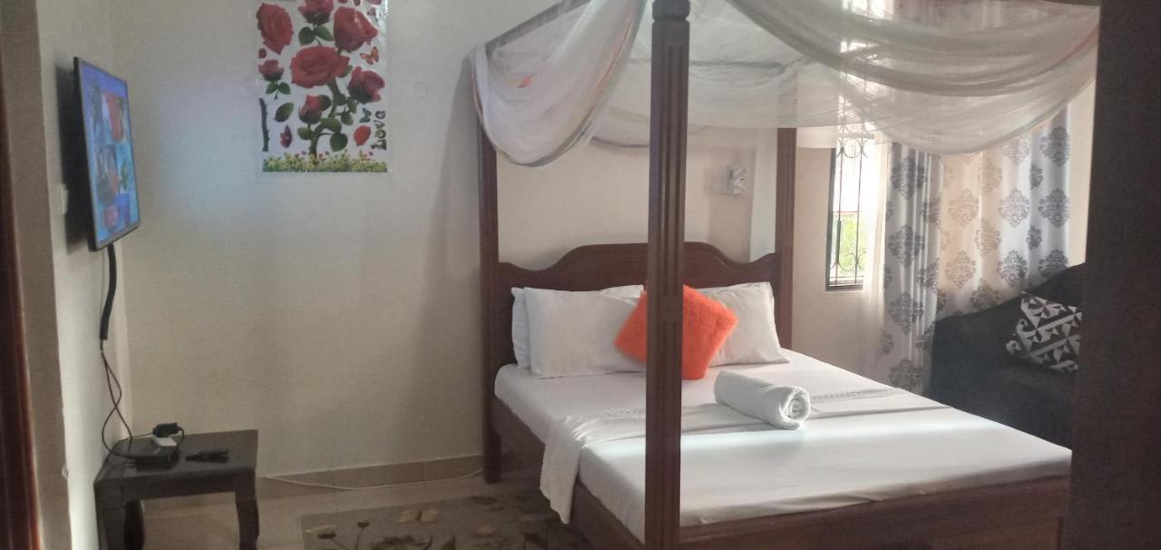 Sebuleni Serviced Homstay - Nyali Beach Msa Mombasa Exterior foto